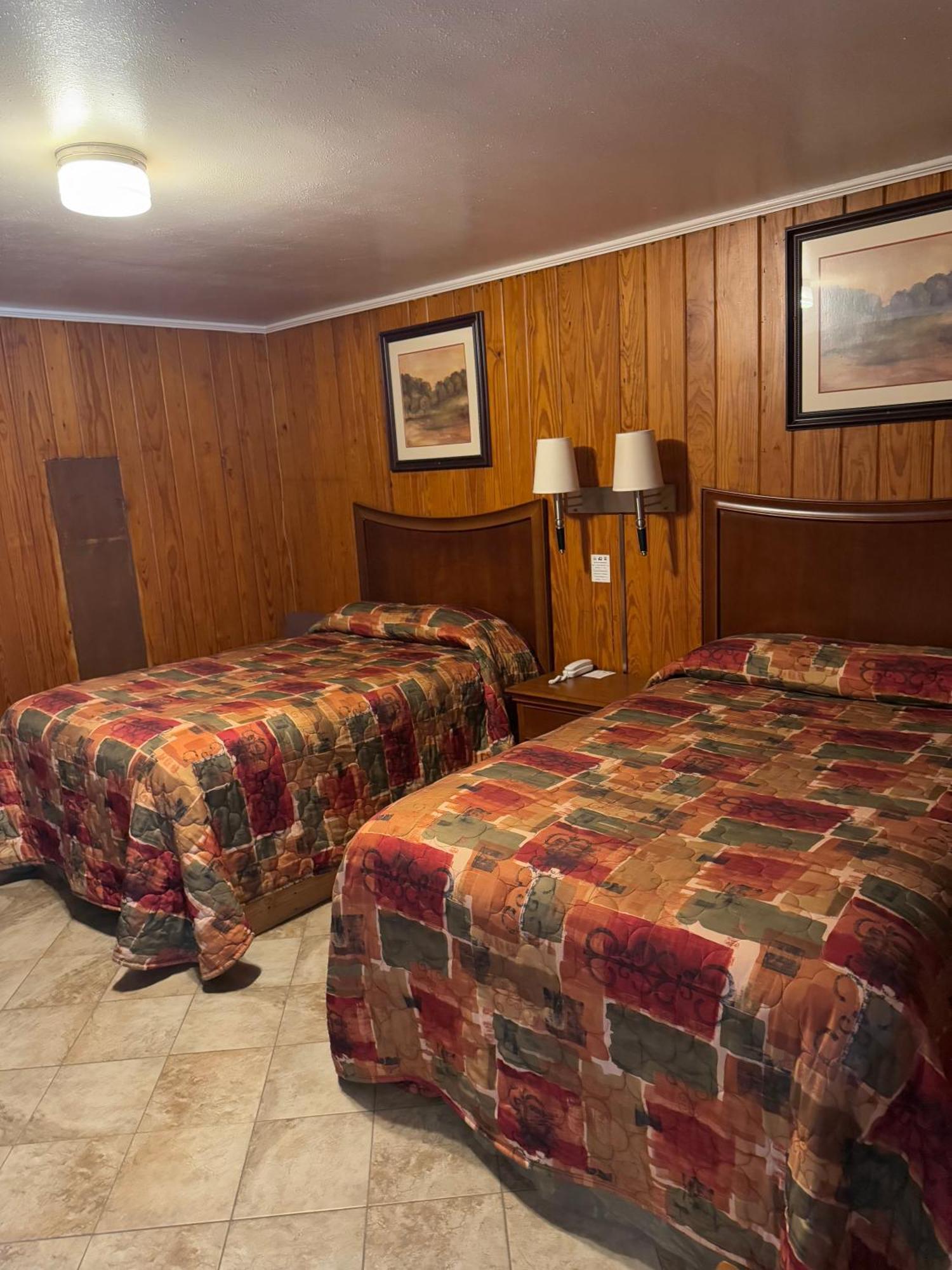 Texas Motel Marshall